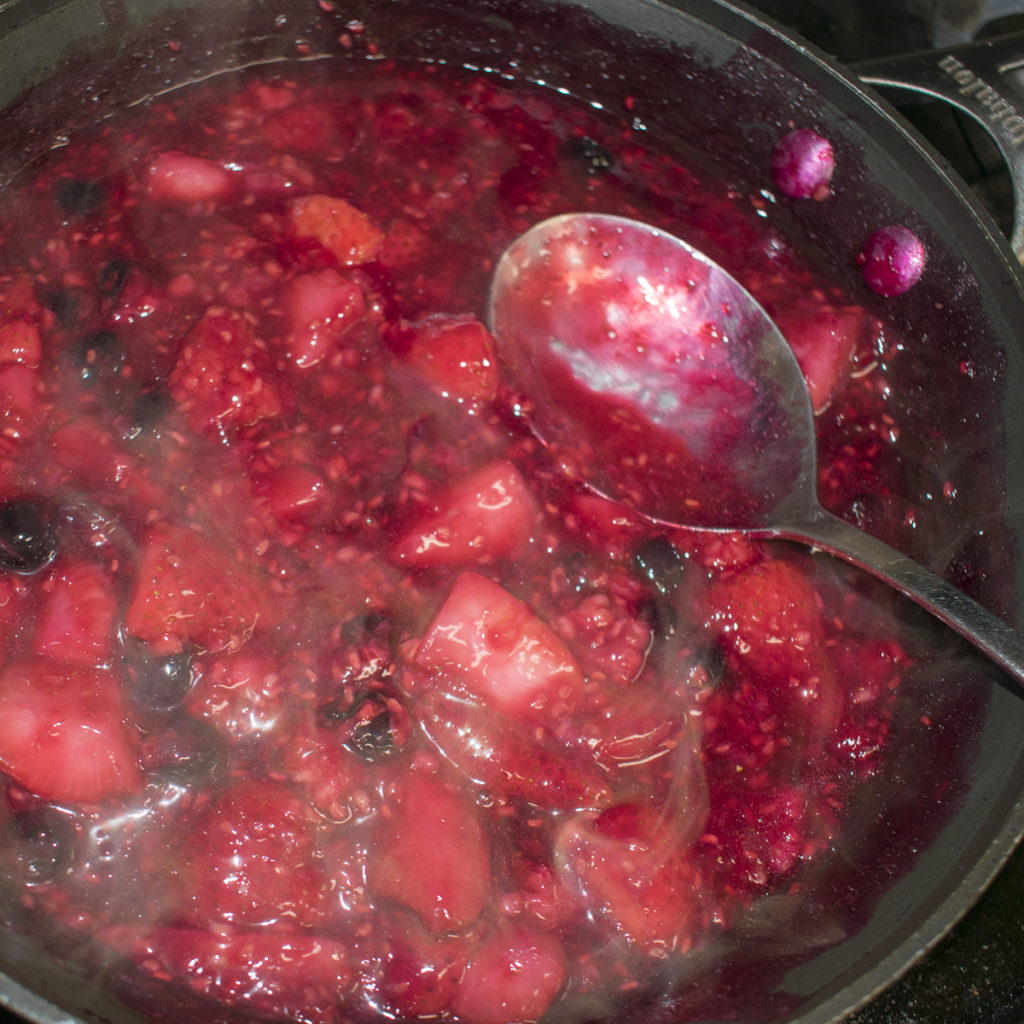 continue to stir to thicken the compote