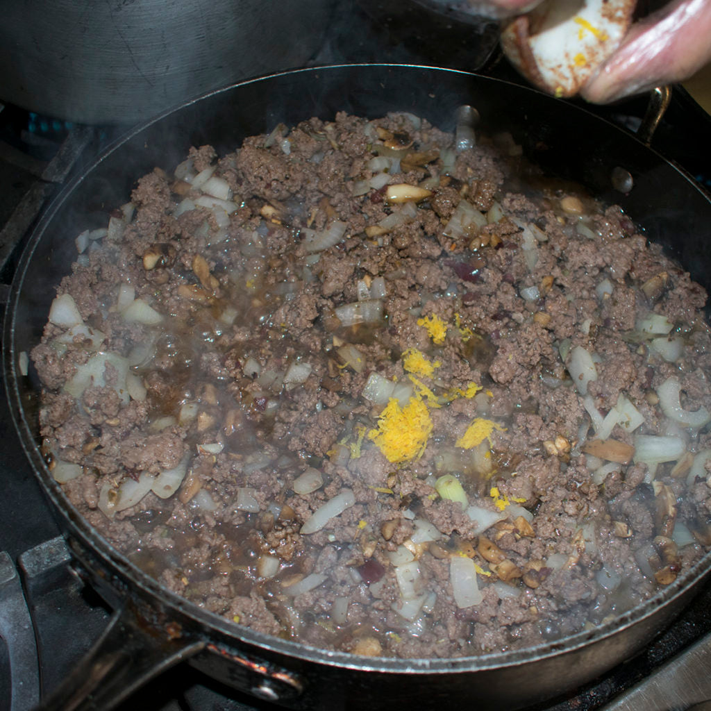 Mix everything well and cook 2-3 minutes