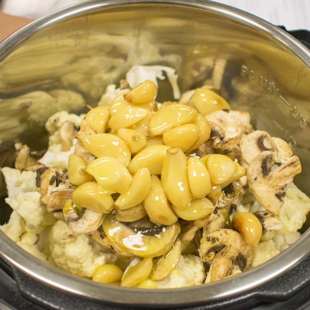 recipe AIP Instant Pot Roasted Garlic Cauliflower Soup