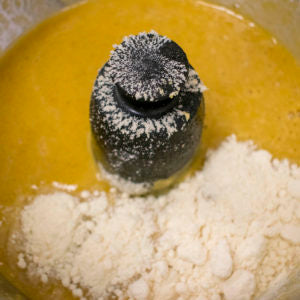 Add remaining ingredients: gelatin, maple syrup and sea salt.