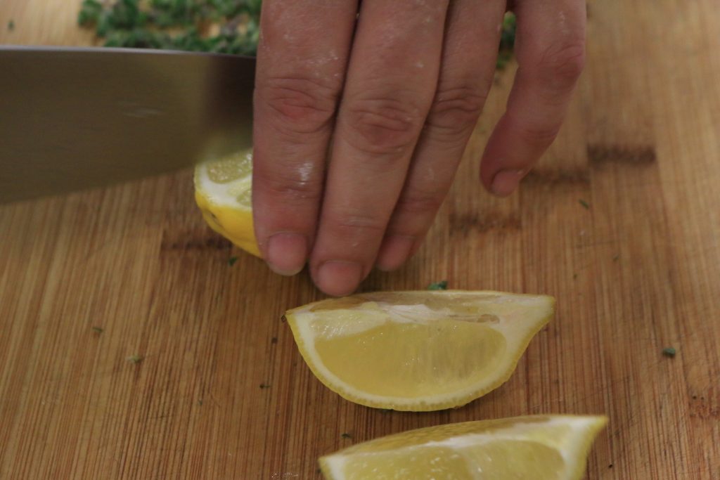 cut lemons