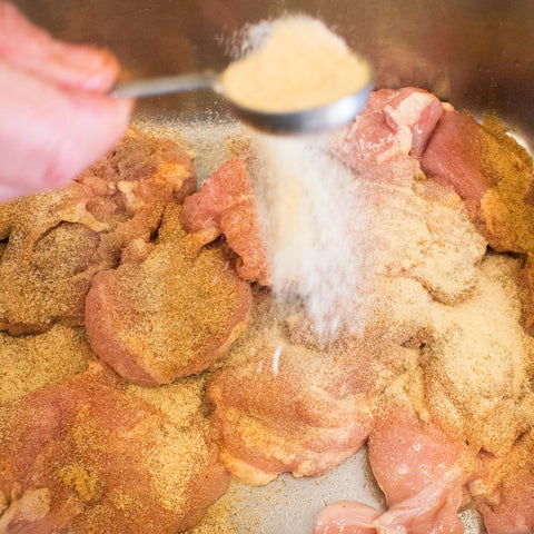 mix spice ingredients with chicken