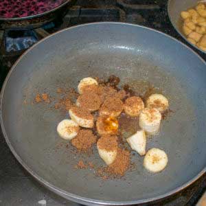 add coconut oil, vanilla and coconut sugar to pan