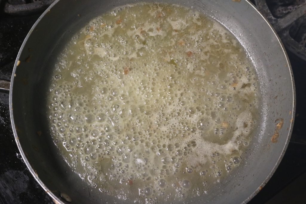 Pour broth mixture into skillet and cook