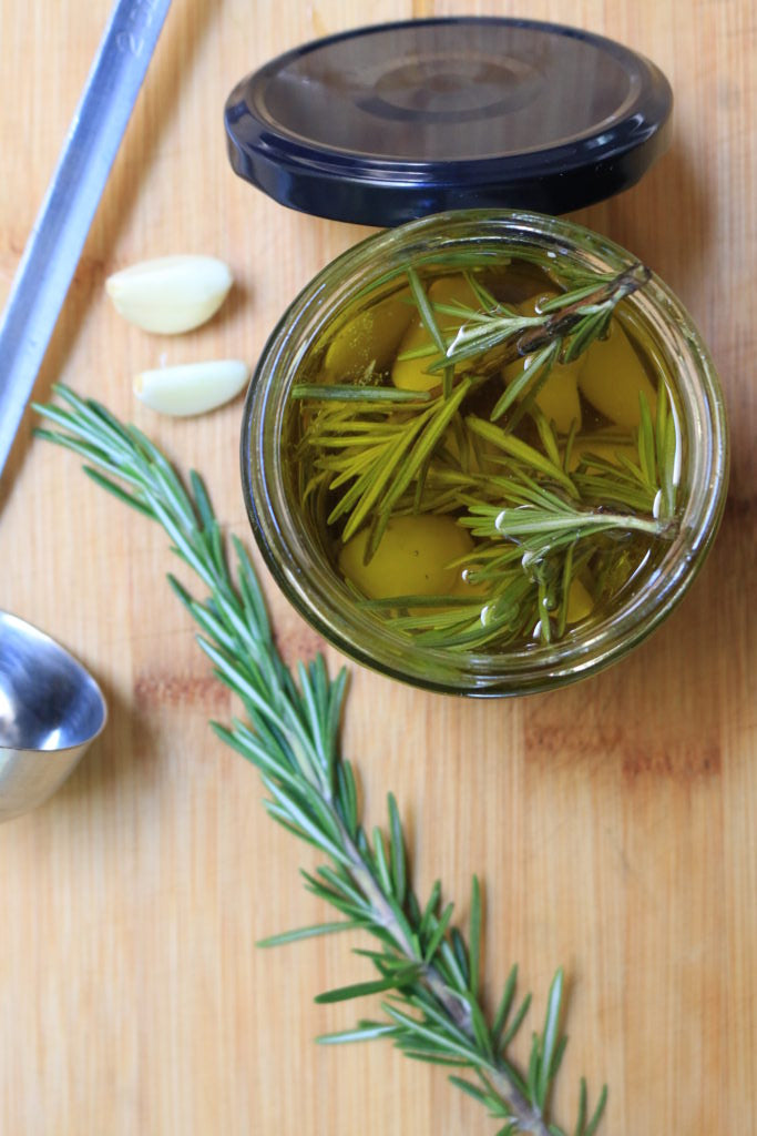 Rosemary Garlic Infused Olive Oil