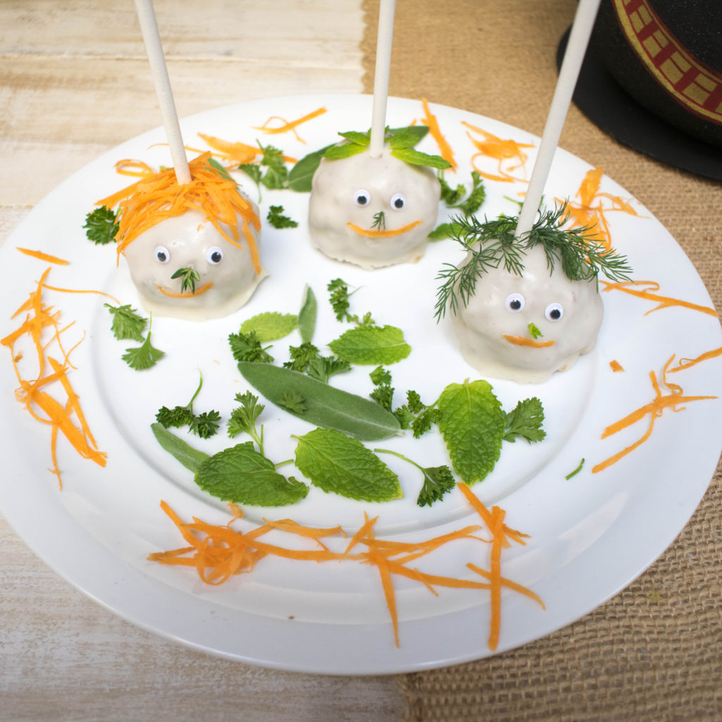 Paleo Pumpkin Spice Cake Pops
